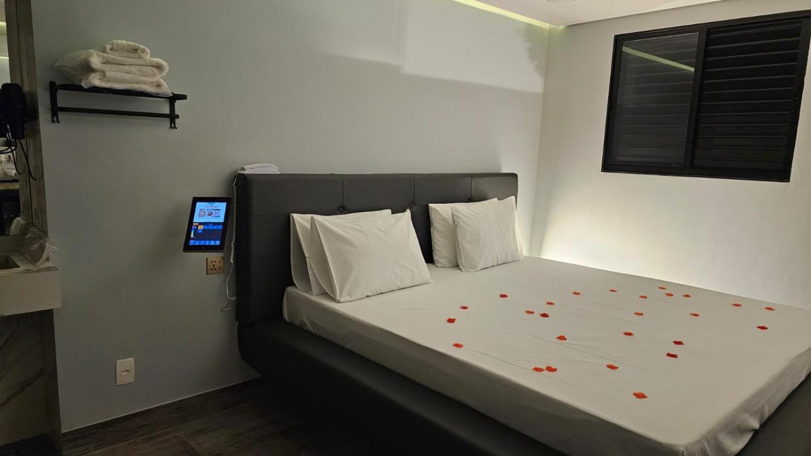 A2 Suites - Hotel E Motel Núcleo Bandeirante Εξωτερικό φωτογραφία