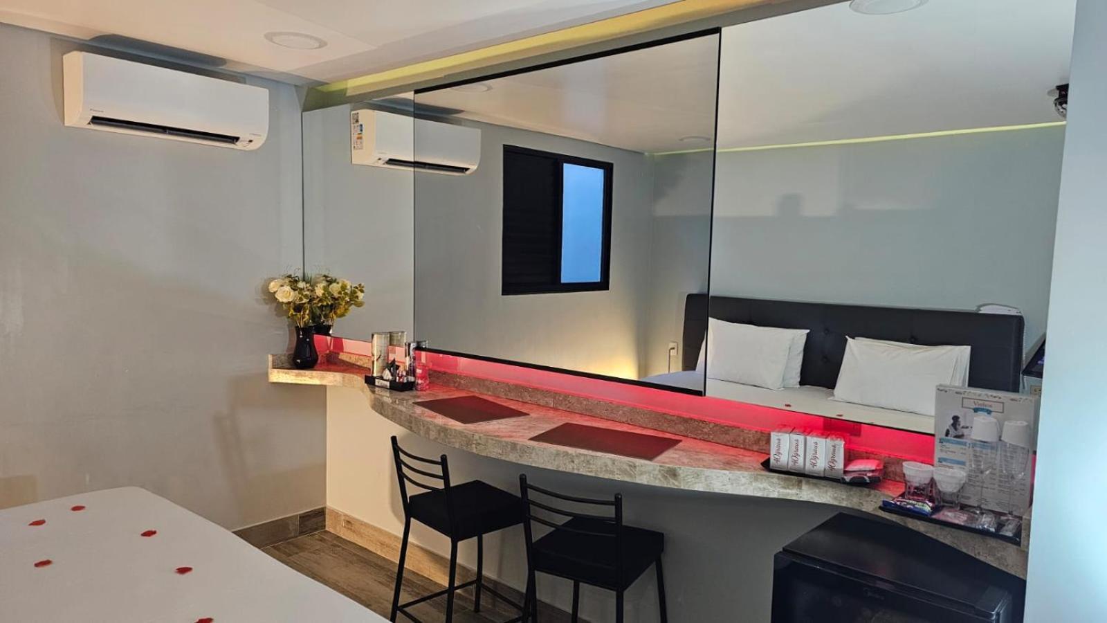 A2 Suites - Hotel E Motel Núcleo Bandeirante Εξωτερικό φωτογραφία